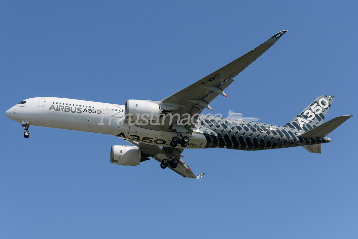 Airbus A350-941 F-WWCF (cn 002)